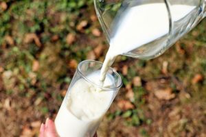 Ab wann ist Joghurt und Milch für Babys erlaubt?